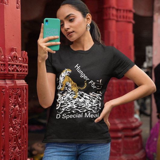 Tijger honger voor de speciale maaltijd op vrouwen t-shirt