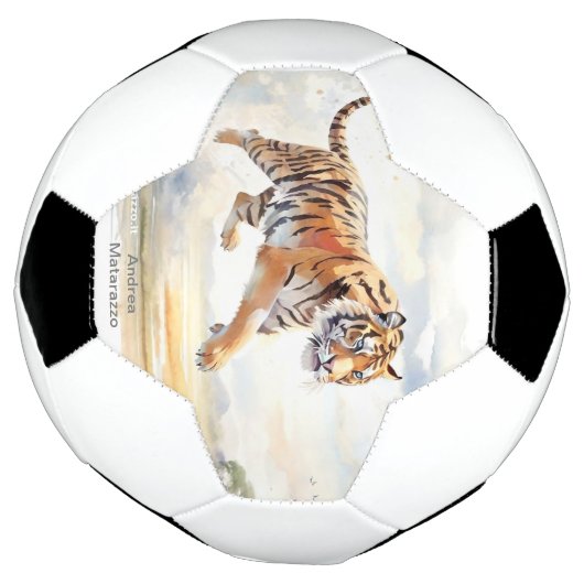 Tijger in actie voetbal (Gedraaid)