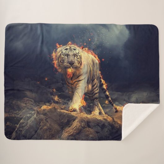 TIJGER IN BRAND SHERPA DEKEN (Voorkant (horizontaal))