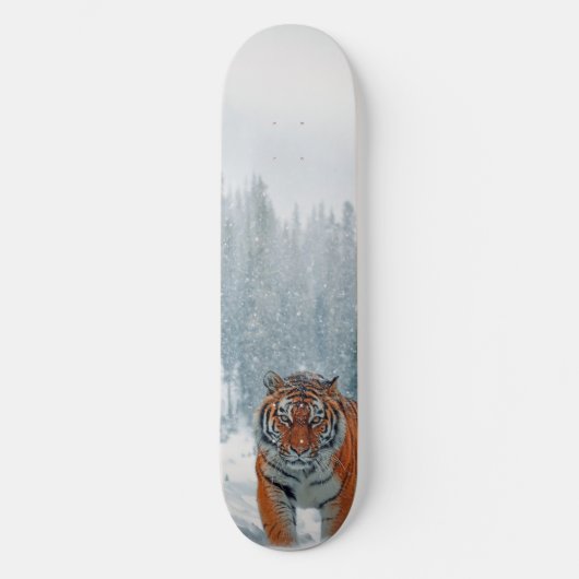 Tijger in de sneeuw persoonlijk skateboard (Voorkant)