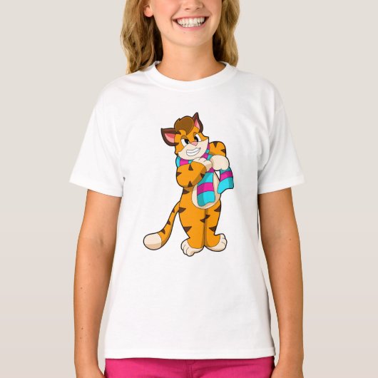 Tijger in de winter met de Scarf T-shirt (Voorkant)
