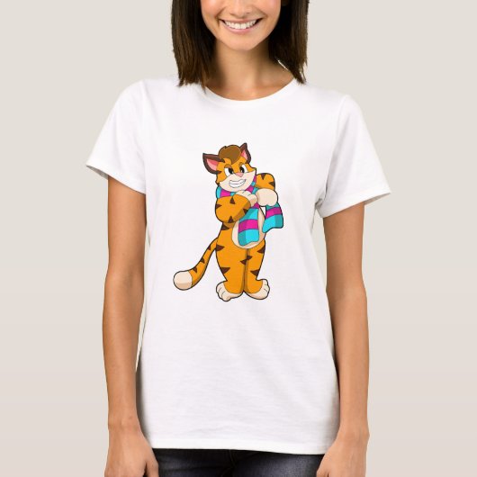 Tijger in de winter met de Scarf T-shirt (Voorkant)