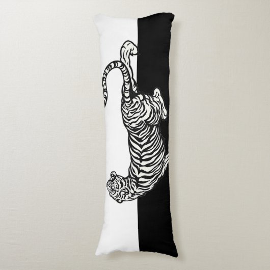 Tijger in zwart-wit lichaamskussen (Voorkant Verticaal)