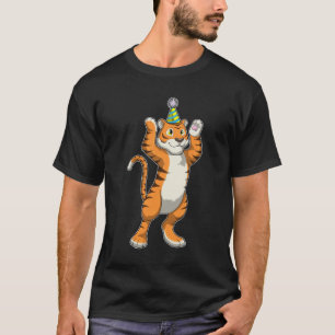 Tijger met partij pet t-shirt