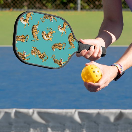 Tijger op Blauwgroen Patroon Pickleball Paddle (Insitu)