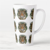 Tijger peering door gras latte mok (Rechts)