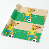 Tijger speelt voetbal cadeaupapier (Uitgerold)