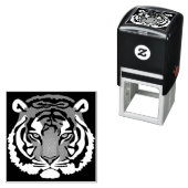 Tijger, wilde kat op zwart  zelfinktende stempel (In situ)