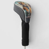 Tijger zittend op een sportauto golfheadcover (Schuin)