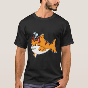 Tijgerkat als haai in water.PNG T-shirt