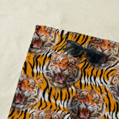Tijgerkop op tijgerhuid Animal Print Design Strandlaken (In situ)
