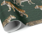 Tijgers en luipaarden op groen cadeaupapier (Rol Hoek)