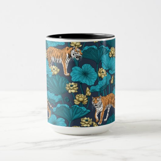 Tijgers in de gele lotusvijver mok (Midden)