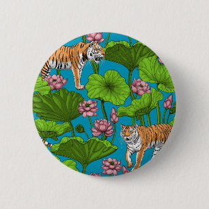 Tijgers in de roze lotusvijver ronde button 5,7 cm