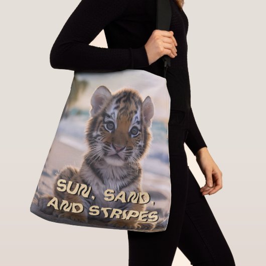 Tijgerwelp "ZON, ZAND EN STREPEN" Strand Crossbody Tas (Dichtbij)