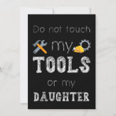 Tik niet op Mijn tools of mijn dochtertje Funny Me Kaart (Voorkant)
