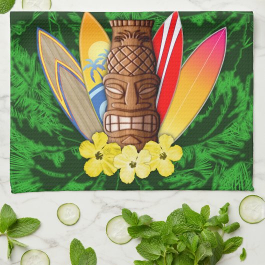 Tiki-masker en surfplanken theedoek (Gevouwen)
