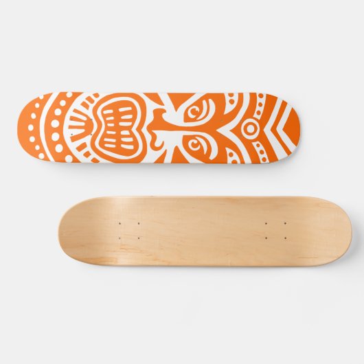 Tiki Maskerstijl - Oranje op Wit Skateboard (Horizontaal)