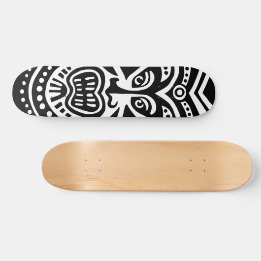 Tiki Maskerstijl - Zwart op wit (Retro) Skateboard (Horizontaal)