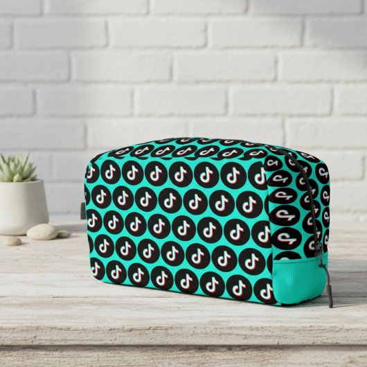 TikTok Dopp Kit Toilettasje