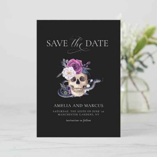 'Til Death Do Us Part Paarse & Zwart Save the Date Kaart (Staand voorkant)