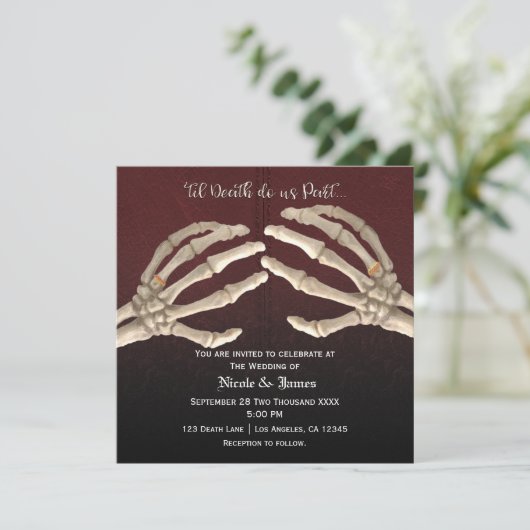 Til Death Maroon Skeleton Goud Huwelijk Kaart (Staand voorkant)
