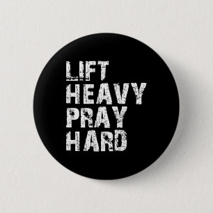 Til zwaar gebed hard op ronde button 5,7 cm