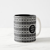 Tiller on Stylish Abstract Pattern in Black & Whit Tweekleurige Koffiemok (Voorkant rechts)
