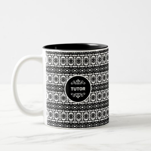 Tiller on Stylish Abstract Pattern in Black & Whit Tweekleurige Koffiemok (Links)