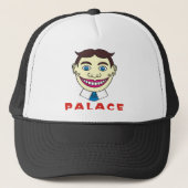 Tillie over Palace Letters Trucker Pet (Voorkant)