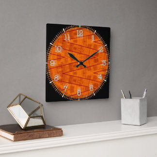 Time and illustrated art on your wall. vierkante klok