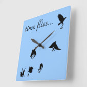 "Time Flies" vliegende Krokok Vierkante Klok (Hoek)