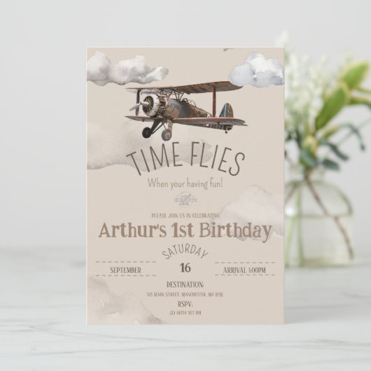 Time Flies Vliegtuig Verjaardag Uitnodiging (Staand voorkant)
