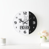 Time for Peace – Black & White Hand Design Grote Klok (Huis)