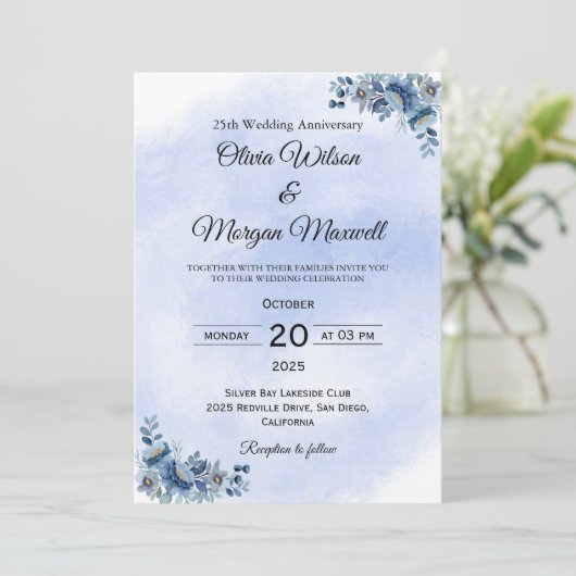 Timeless Blue Floral Wedding Anniversary Kaart (Staand voorkant)