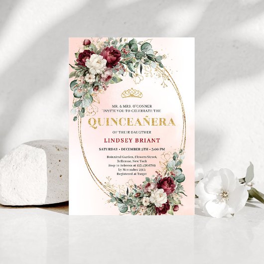 Timeless Burgundy Floral Quinceañera Invitation Kaart