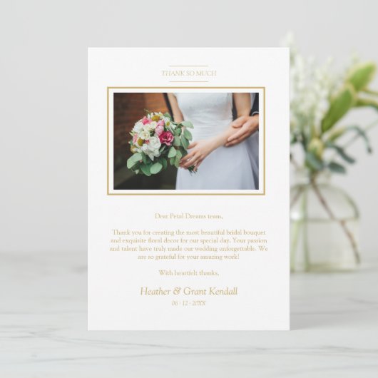 Timeless Elegance Faux Gold Details Wedding Thanks Kaart (Staand voorkant)