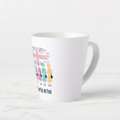 Timeless Style en Grace- RIP Queen Elizabeth II Latte Mok (Rechterhoek)