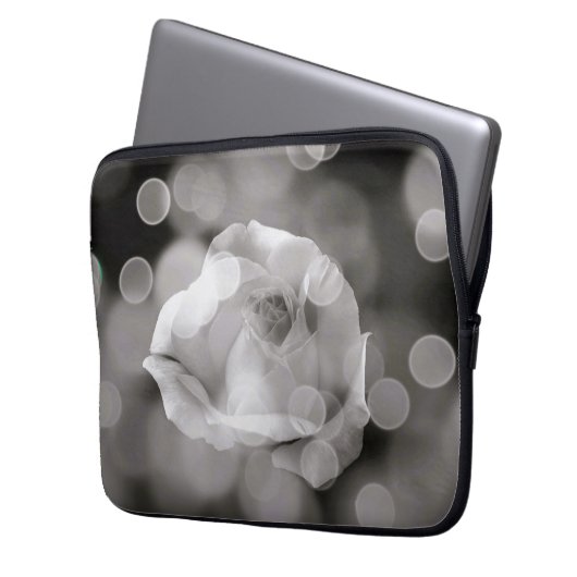 Timless Elegance Laptop Sleeve (Voorkant Links)