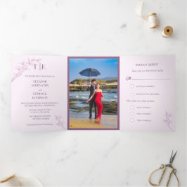 Timless Flower Wedding Tri-Fold Uitnodiging