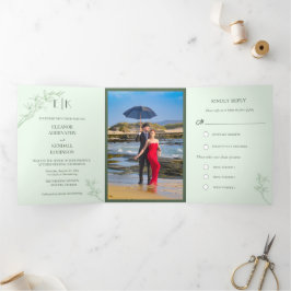 Timless Flower Wedding Tri-Fold Uitnodiging