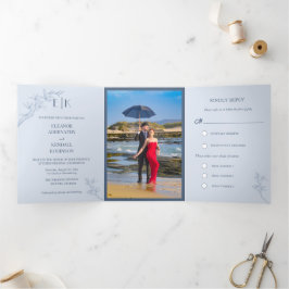 Timless Flower Wedding Tri-Fold Uitnodiging