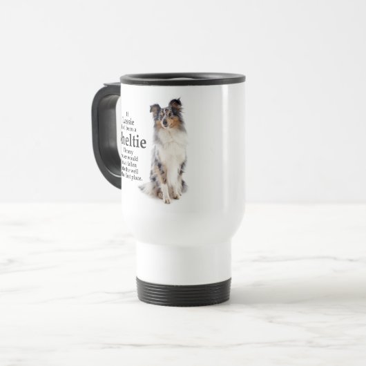 Timmy's Blue Merle Sheltie Travel Mug Reisbeker (Voorkant links)