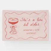 Tini Bit Older Espresso Martini Verjaardag Roze Spandoek (Horizontaal)