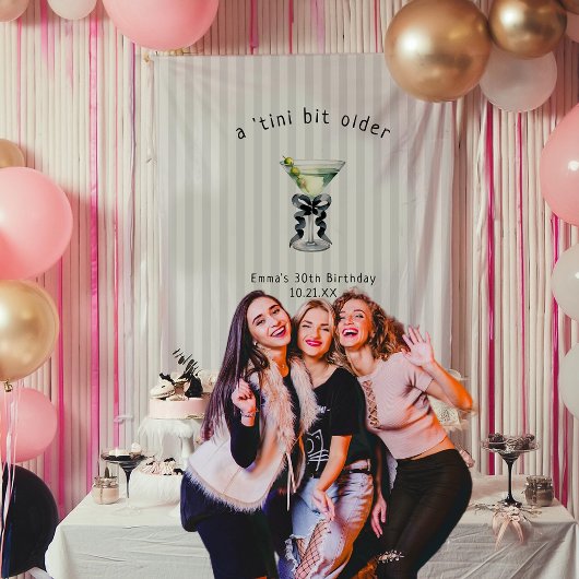 Tini-bit ouder | Martini thema verjaardag Wandkleed