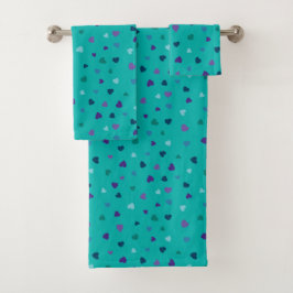 Tinte hartjes, paars, turquoise, blauw op turquois bad handdoek