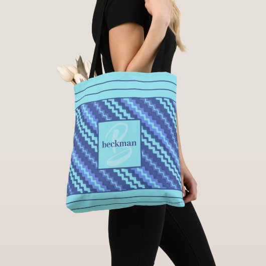 Tinten van blauw met monogram tote bag (Dichtbij)