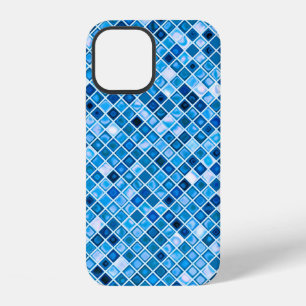 Tinten van blauw 'Waterig' Mozaïek Tegels Patroon iPhone 12 Hoesje