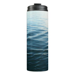 Tinten van Blauwe Water Abstracte Natuurfotografie Thermosbeker