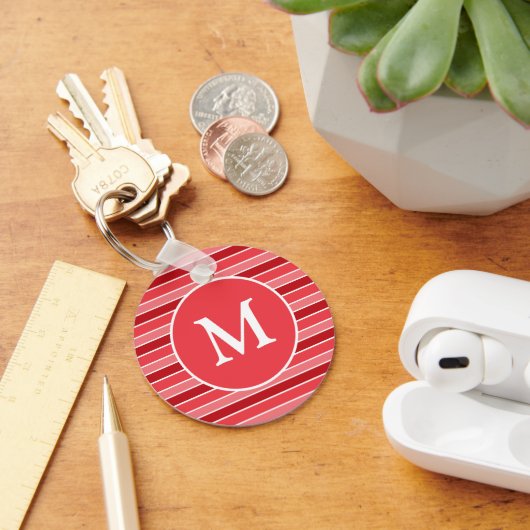 Tinten van rood en wit gestreepte monogrammen sleutelhanger (Bureau)
